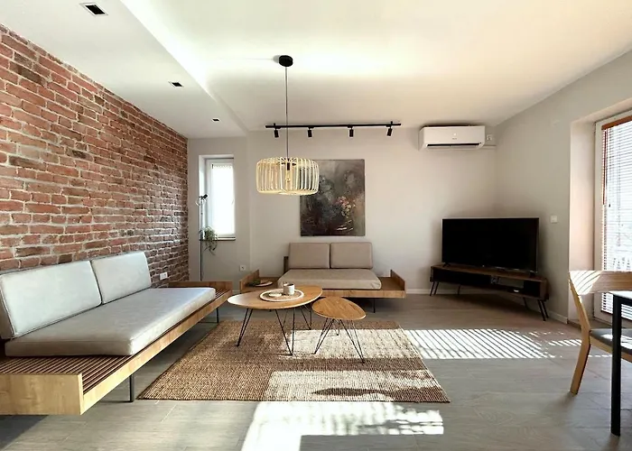 Apartament New Cozy Flat In *